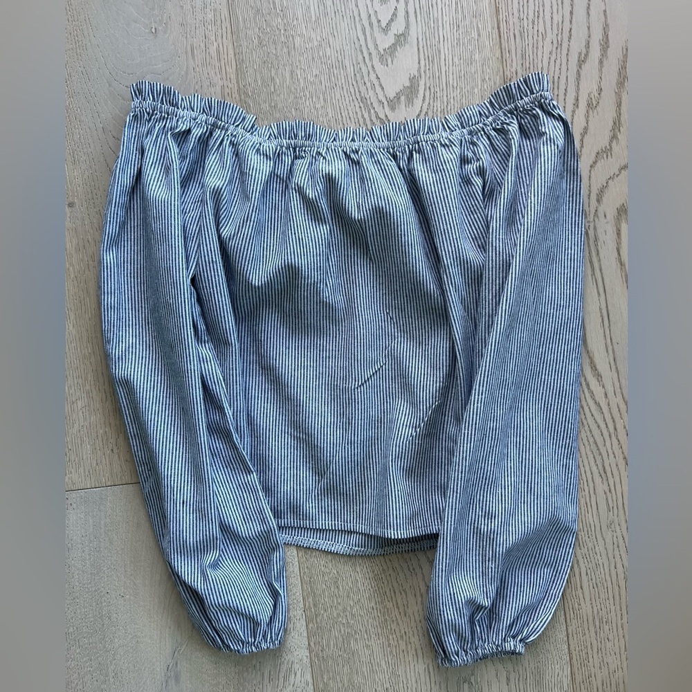 Brandy Melville crop top stripe off shoulder